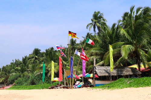 Golden-sand beach Bentota Cafe