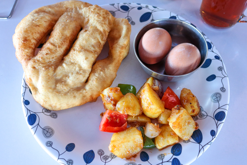 Tibetan-style breakfast