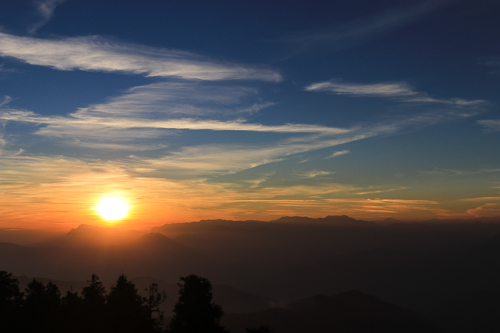 Annapurna trekking: Sunset at Poonhill 