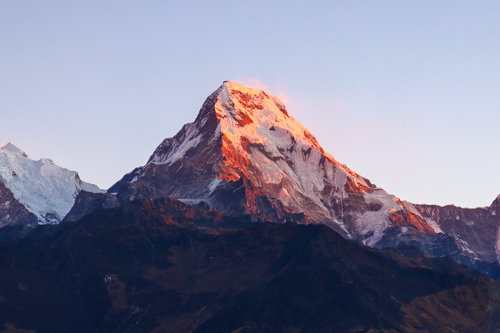 Morning light on the mountain at Poonhill in Annnapurna