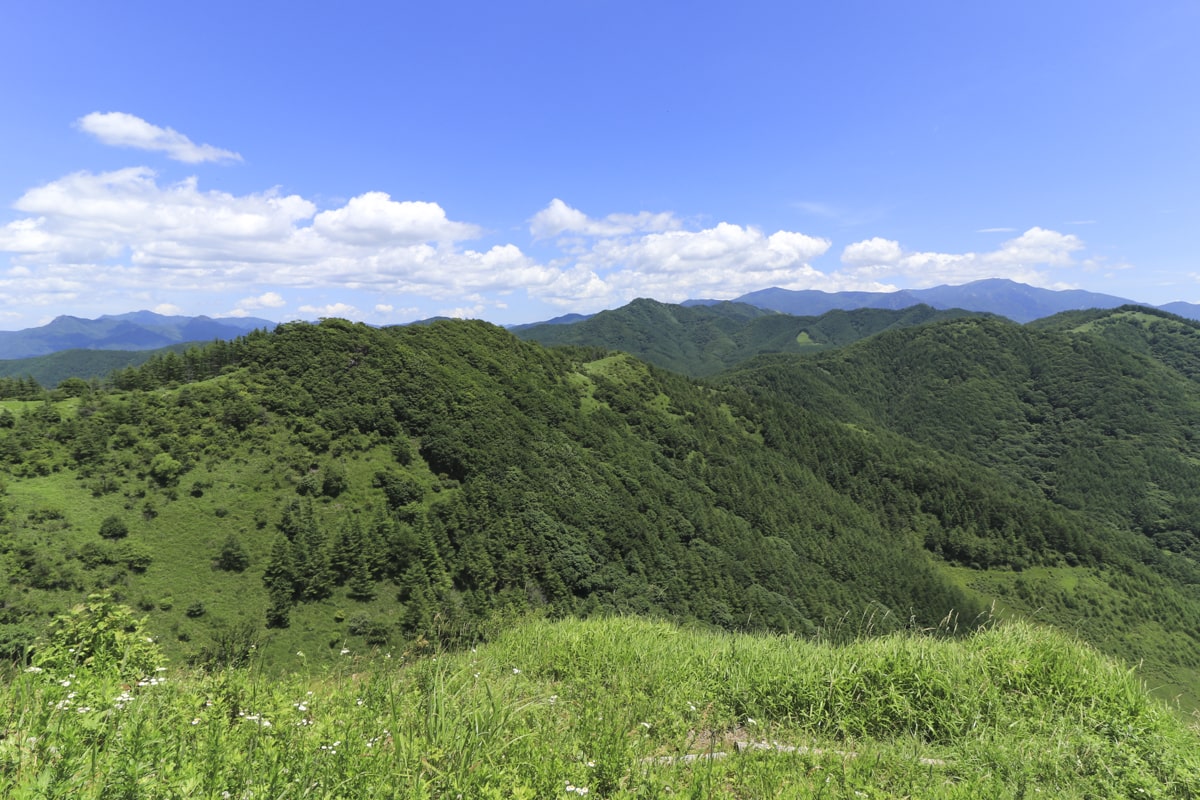 飯盛山　頂上　長野県　トレッキング